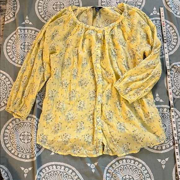 Ralph Lauren Chaps 100% cotton Yellow Floral Top. Size Medium - Picture 1 of 8